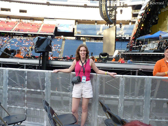 Marie-Hélène Cyr - Bon Jovi show at the Gillette Stadium, MA, USA (July 24, 2010)